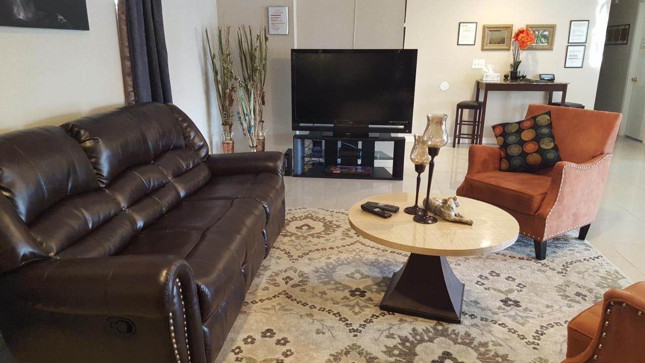 Beautiful 3 Bed/2 Bath Cozy Get Away Home Лас Вегас Екстериор снимка