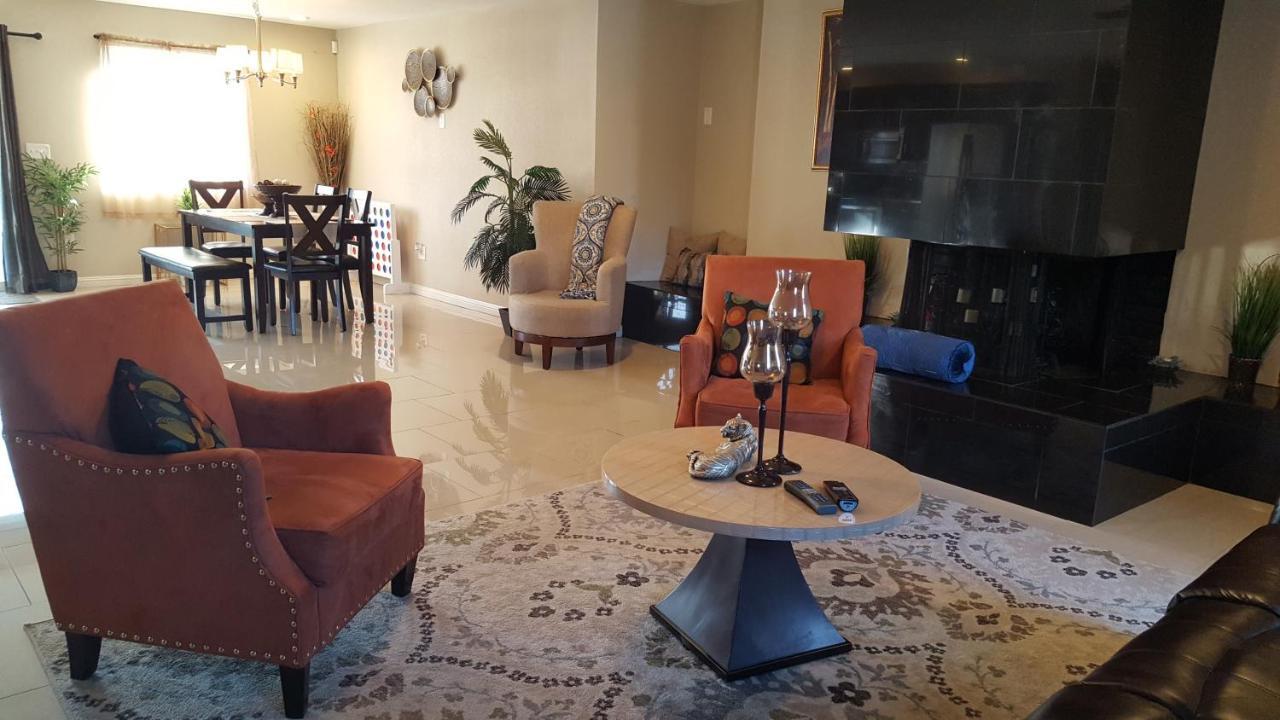 Beautiful 3 Bed/2 Bath Cozy Get Away Home Лас Вегас Екстериор снимка